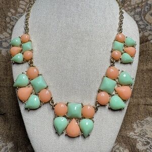 Vintage Charming Charlie Pastel Gold Tone Statement Necklace 18"
